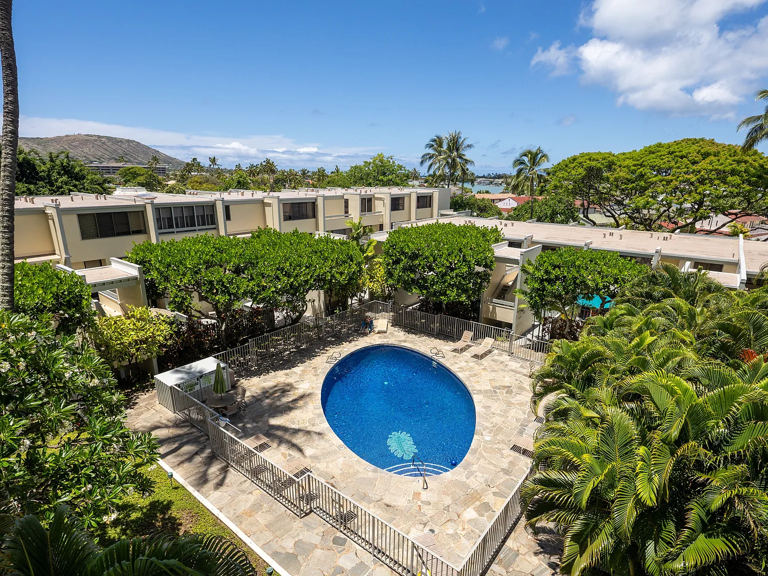 6770 Hawaii Kai Dr. #203 - 1 — Photo 2