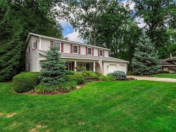 2nd image of 22868 Vine Ct