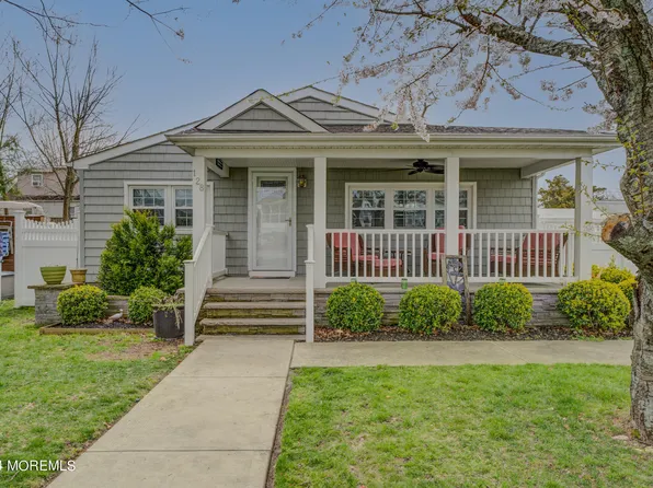 128 E Longport Avenue, Ocean Gate, NJ 08740