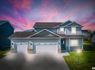 11401 N Joseph St, Dunlap, IL 61525