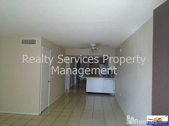 2nd image of 2429 Hanson St APT C1