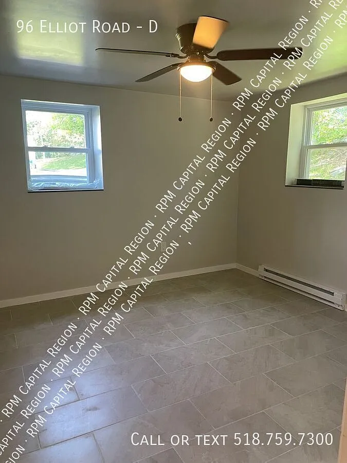 Newly renovated apartment offers a modern living space — Photo 1