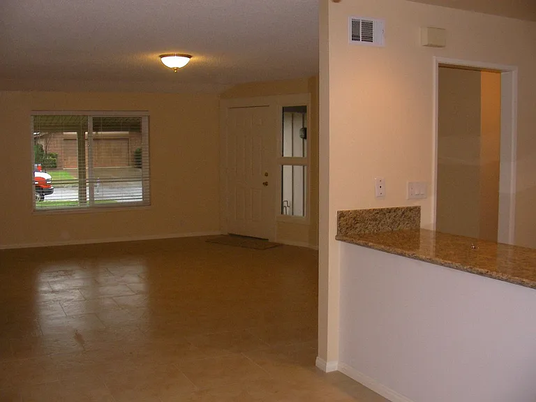 14611 Highcrest Cir — Photo 4