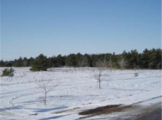 425 Avenue, Perham, MN 56573