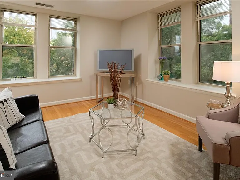 1308 Clifton St NW #217 — Photo 20