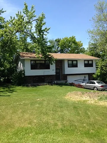 1801 Sprucewood Ln photo 1