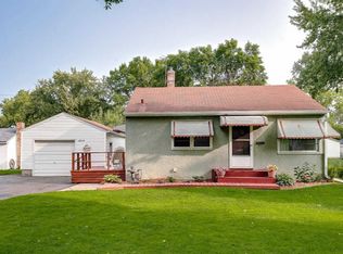 2515 2nd Ave E, North Saint Paul, MN 55109