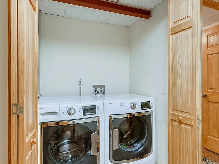 9040 W 64th Pl — Photo 13
