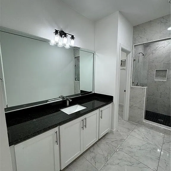 913 N Blair Ave #4 — Photo 7
