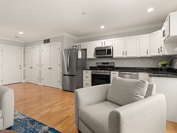 5th image of 40 Hancock St APT 10