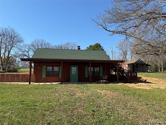 2nd image of 18971 Ruff Dr