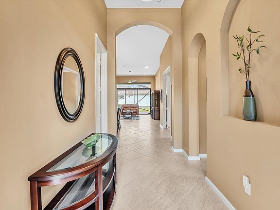 4th image of 9577 Isles Cay Drive