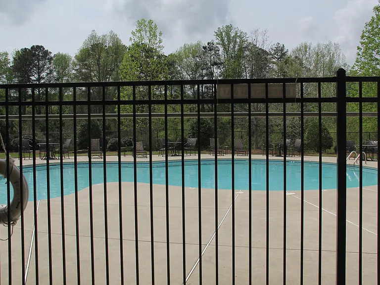 1025 Township Cir — Photo 4