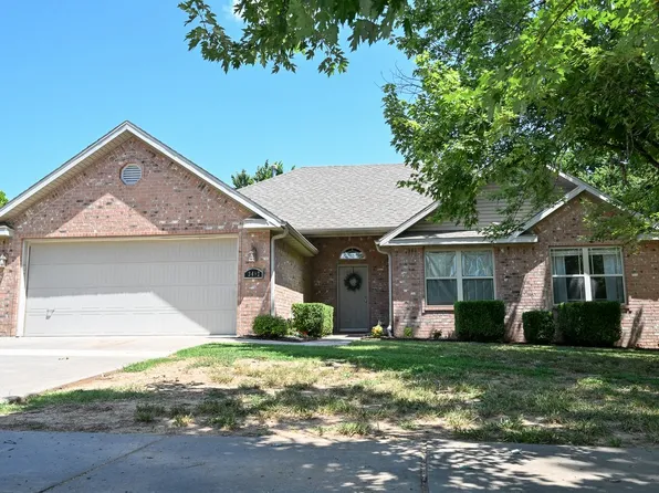 3492 W Clearwood Dr, Fayetteville, AR 72704