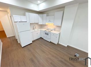 910 N 41st St Floor 1, Philadelphia, PA 19104