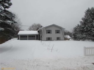 154 S High St, Bridgton, ME 04009