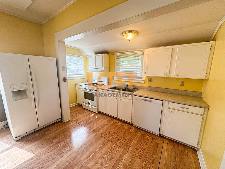 105 Arrington Ave — Photo 7