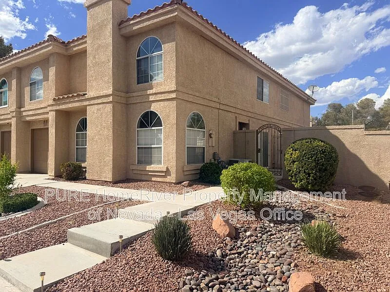 3 bed, 2.5 bath, 1541 sqft, $1,850 — Photo 2