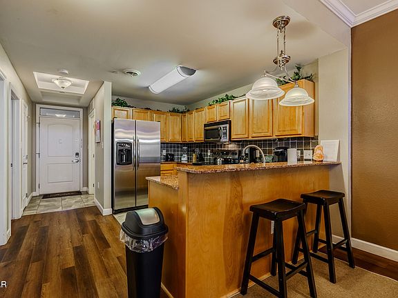 5th image of 1410 Hurley Dr #502