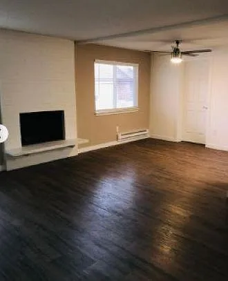 Sunset East Apartments — Photo 61
