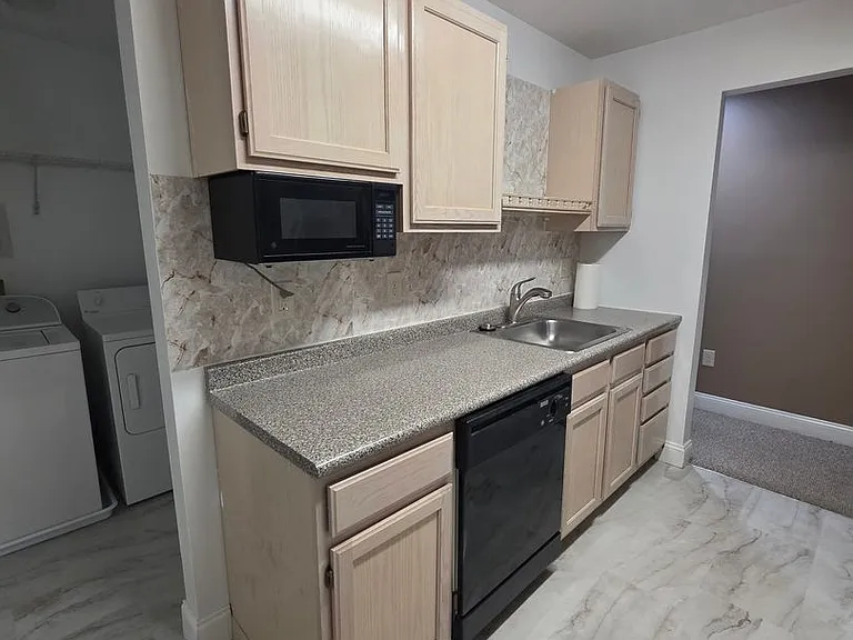 2809 Waters Edge Dr #260 — Photo 19
