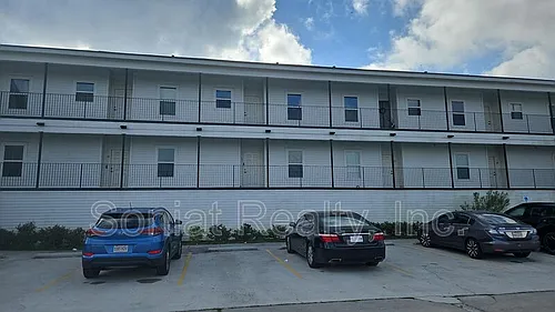 4504 Pontchartrain Dr #2C Photo 1
