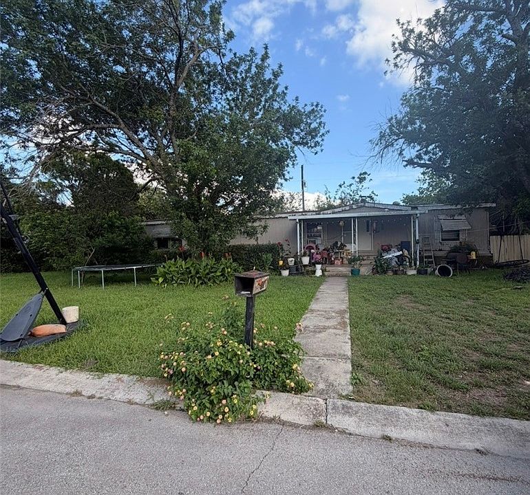 1st image of 209 Melody Ln