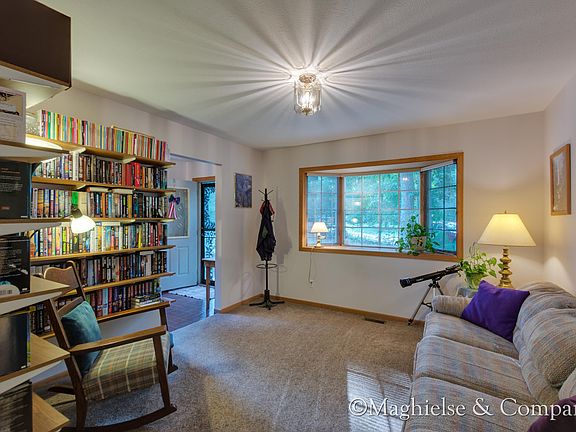 5th image of 9637 S Peninsula Dr