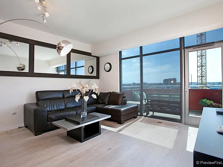 206 Park Blvd #707 — Photo 2