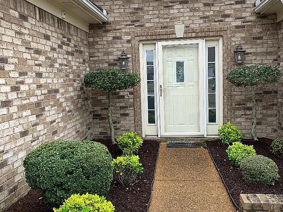 3rd image of 2303 Ansley Park Ln