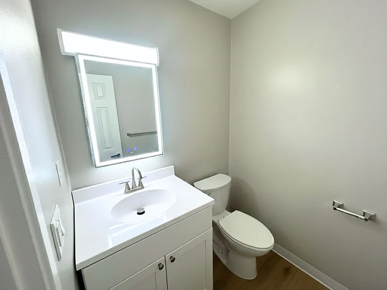 Butler Townhomes — Photo 9