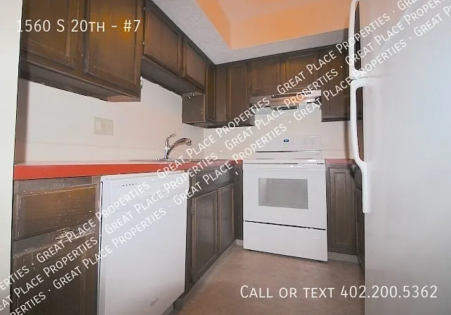1560 S 20th St #7 — Photo 11