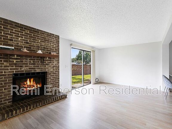 5th image of 4905 Silver Oaks Vlg