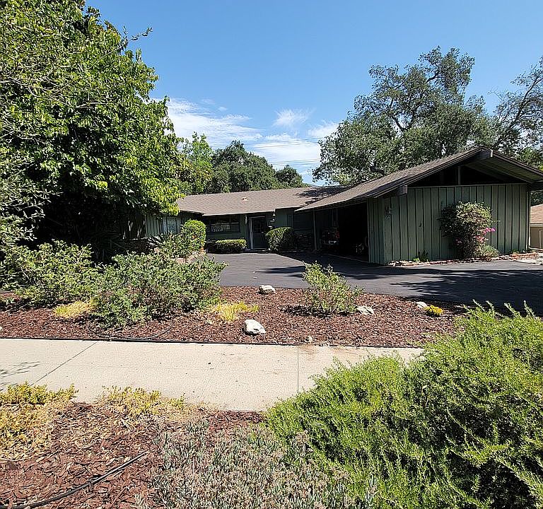 1st image of 2110 N Altadena Dr