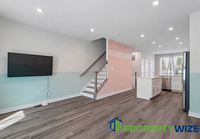 7124 Emaly Jane Ln — Photo 5