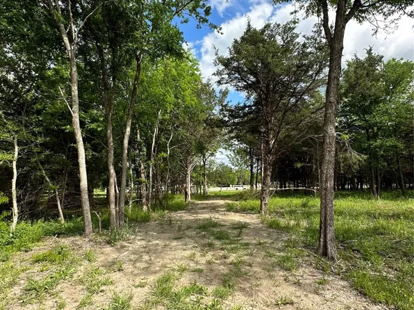 2104 Doe Xing, Caddo Mills, TX 75135