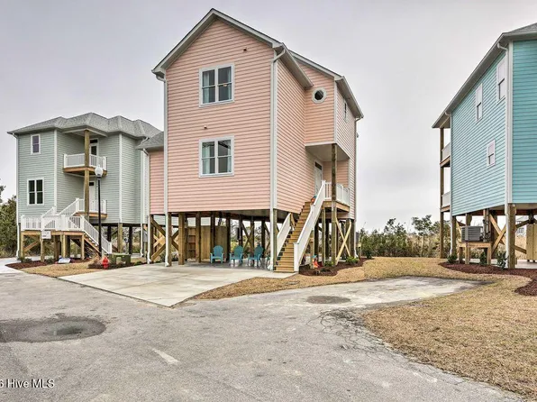124 Salt Marsh Way, Atlantic Beach, NC 28512