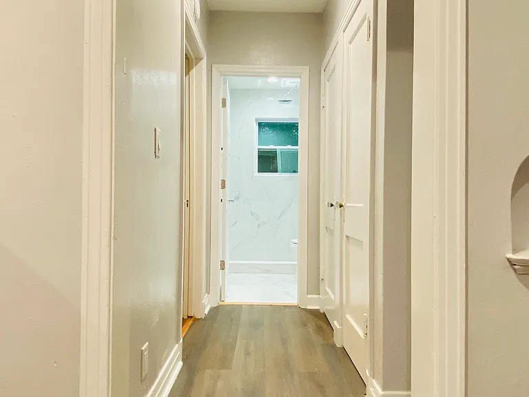 44 Cottage Ave #1 — Photo 5
