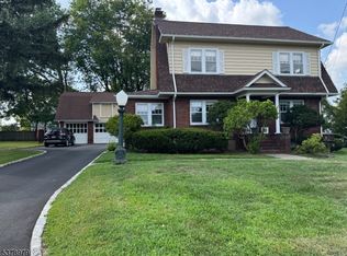 3 James Pl, Madison, NJ 07940