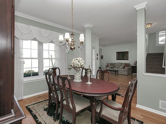 5th image of 6905 Zachary Dr
