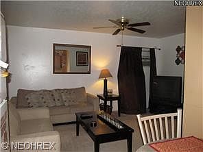 3rd image of 16606 Langly Ave