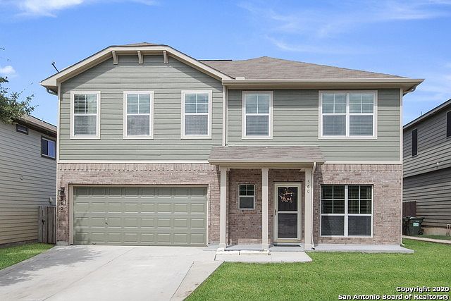 1st image of 560 Stonebrook Dr