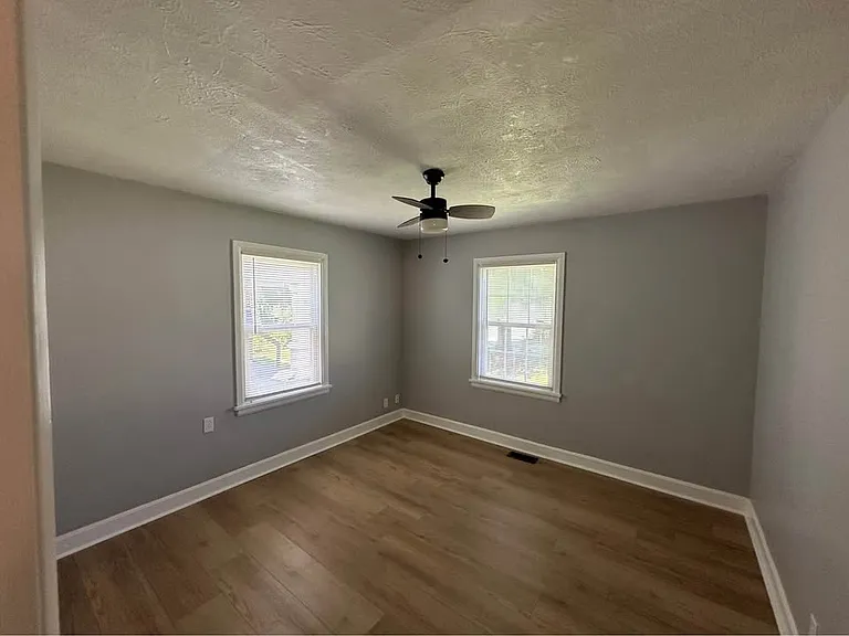 4017 Taylor Blvd — Photo 16