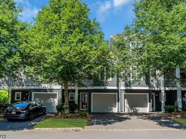 213 Longview Rd, Bridgewater Twp., NJ 08807