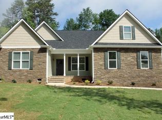 3 Leaf Ln, Piedmont, SC 29673