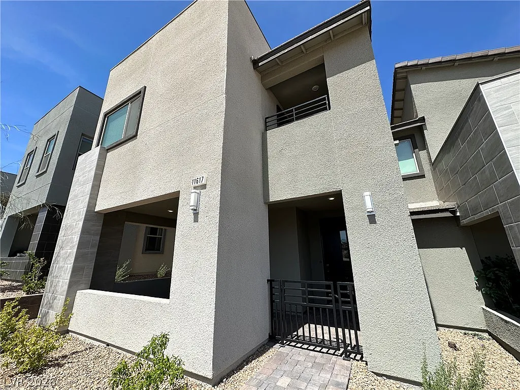 3 bed, 2.5 bath, 1860 sqft, $2,850 — Photo 2