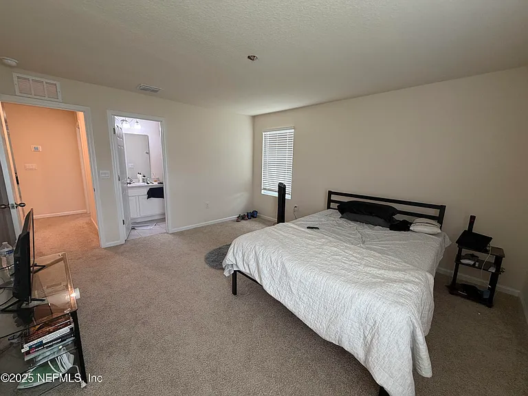 64 Java Ln — Photo 19