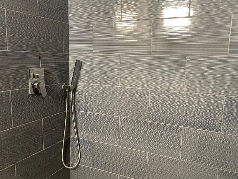 1205 W Sherwin Ave #806 — Photo 9