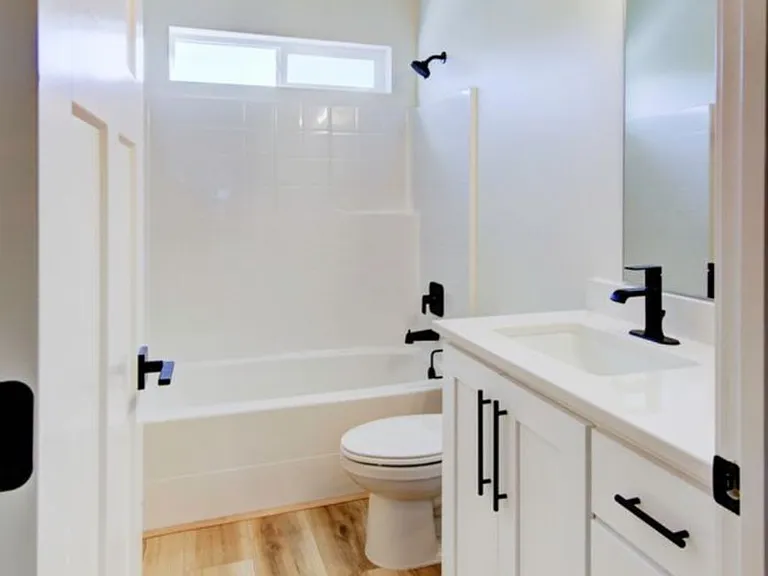 2875 Cody Dr #7 — Photo 28