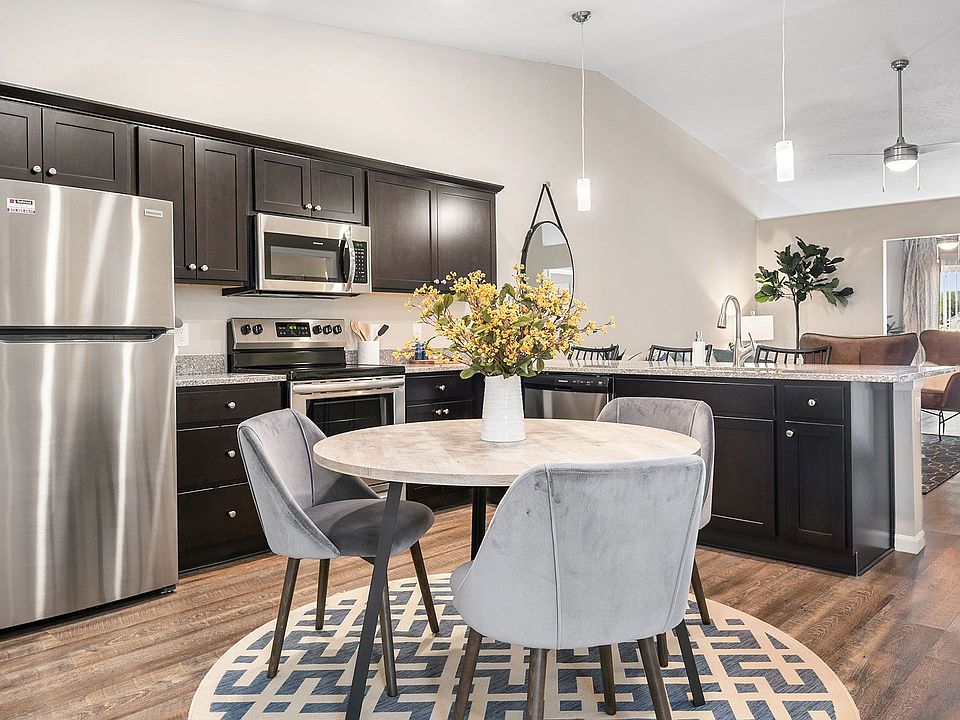 Redwood Batavia Tealtown Road Apartment Rentals Batavia OH Zillow